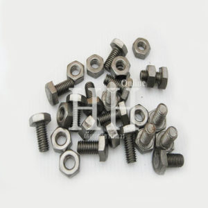 น็อตเหลี่ยม